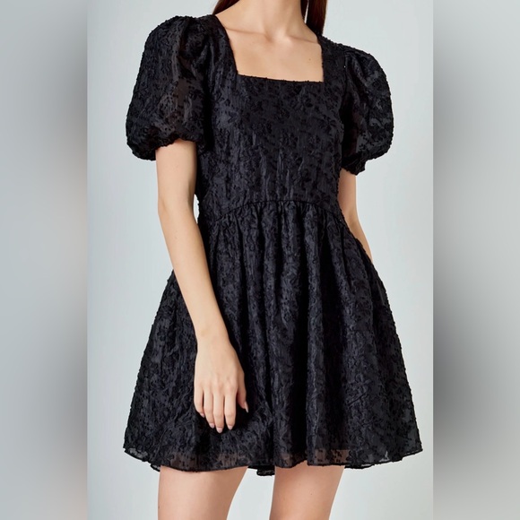 Endless Rose Black Textured Dress - Picture 2 of 9